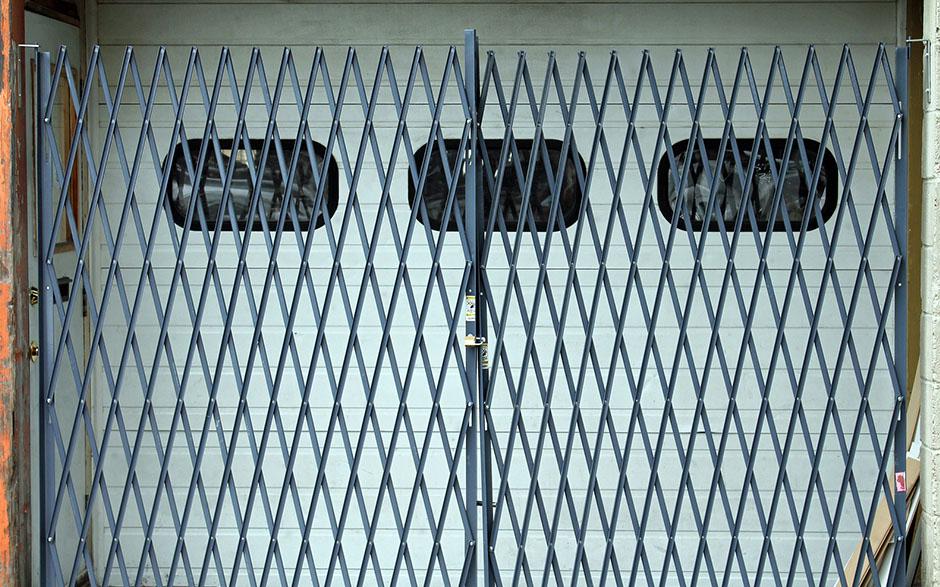 rideau fermeture magasin Montreuil
